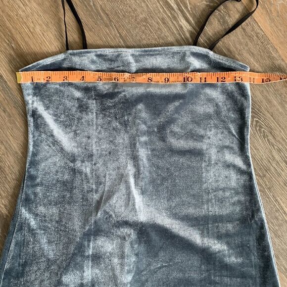 Forever 21 velvet mini dress fit and flair size medium - Picture 10 of 11